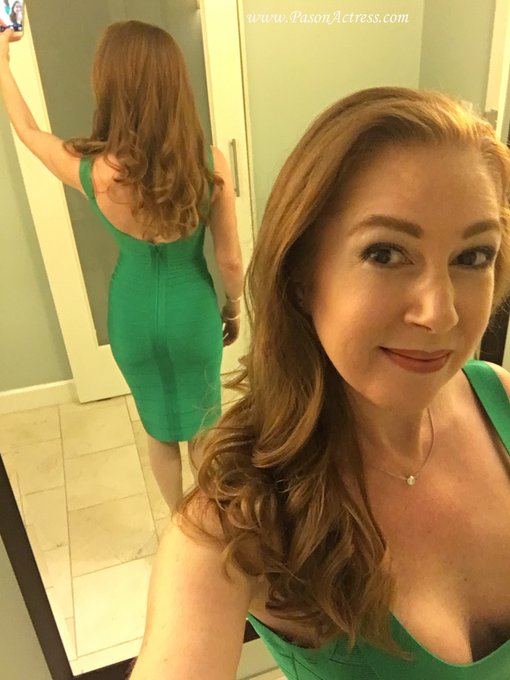 Back of #Green #HerveLeger #Dress! #Holidays! #BandageDress #PasonActress #Pason #Redheads #FitWomen<a href="/tag/green"class="tags">#Green</a><a href="/tag/herveleger"class="tags">#HerveLeger</a><a href="/tag/dress"class="tags">#Dress</a><a href="/tag/holidays"class="tags">#Holidays</a><a href="/tag/actress"class="tags"><span>#actress</span></a><a href="/tag/producer"class="tags"><span>#producer</span></a><a href="/tag/writer"class="tags"><span>#writer</span></a><a href="/tag/bandagedress"class="tags"><span>#bandagedress</span></a><a href="/tag/redheads"class="tags"><span>#redheads</span></a>