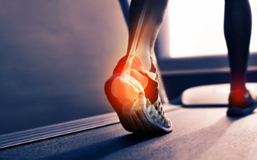 foot_specialist's tweet photo. The most commonly reported foot ailments include nail problems, plantar fasciitis, and pain in the balls or heels of the feet

#footpain #feet #privatehospital #podiatrist #podiatry #footconditions #podiatricsurgeon #footspecialist #footproblems #ballofyourfoot #feetproblems # https://t.co/m8czmMpKCR