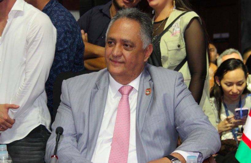 miltonhav's tweet image. Destacamos el logro del Concejal de #Cali, por el @CeDemocratico Roberto Rodríguez, por haber sido elegido Primer Vicepresidente de esta Corporación; su gestión y compromiso con la ciudad le han permitido realizar un gran trabajo por los #Caleños.
@ConcejoCali
@RRZConcejalCali