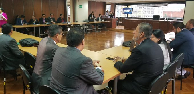 elrioec's tweet photo. #ECUADOR: Hoy se reinstala la audiencia preparatoria de juicio en caso Sobornos 2012-2016 ►► https://t.co/xVFaMUpKri https://t.co/U4BHuvJIHV