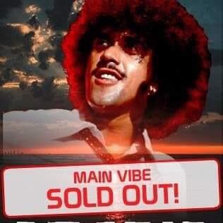 AreYouRoddie's tweet photo. #vibe2020 “.....are you ready to rip it up....” great music , great company. #emotional https://t.co/LLEkCQ45kt