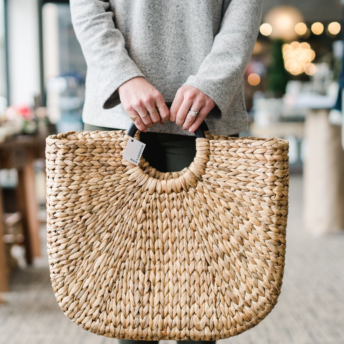 HotelSaranac's tweet photo. Searching for the perfect memento to remember your time in #SaranacLake? Head over to #AcademyAndMain, our in-house #giftshop—a crossroads of top brands & curated finds you’d appreciate in a modern Manhattan shop, plus cut-above local goods from across the #Adirondacks. https://t.co/Ty2FZy71wr