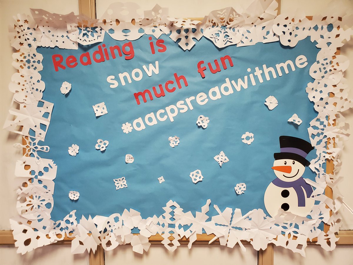 ShipChoiceMedia's tweet photo. Join the #AACPSReadWithMe challenge! Snap a photo of your child reading and tag us on Twitter! Photos will also be shared on our bulletin board  in school! @ShipChoiceAACPS https://t.co/W1mLb0V6In