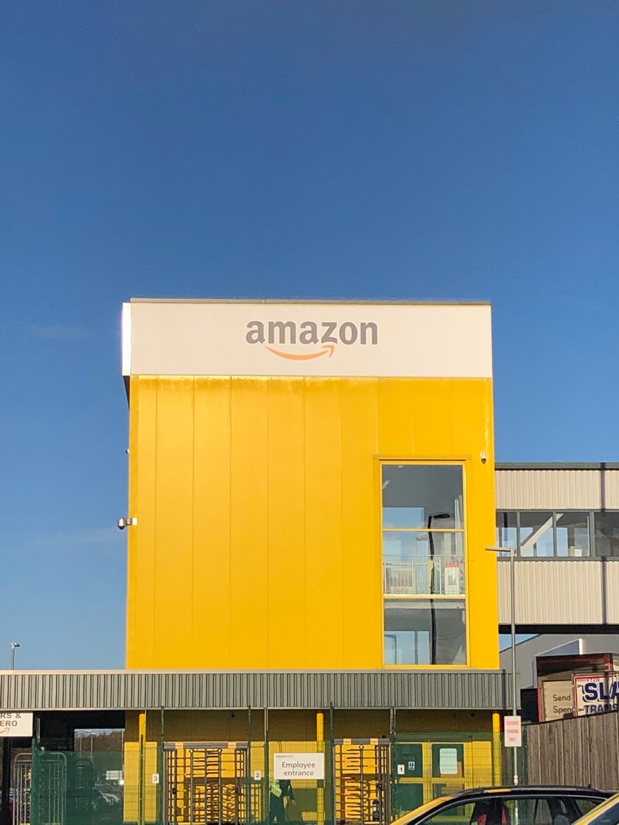 sinky77's tweet photo. New appreciation for how Amazon works 👏🏻 Thanks for the tour! #amazonfctours #EDI4 https://t.co/l1NgMdX7At