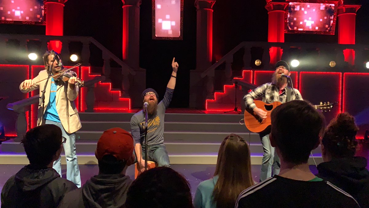 It's that time of year when people are setting their #NewYearsResolutions. Of course, we're always trying to be better musicians and better people. What are some of your resolutions and did you accomplish last year's? #BrothersWalker