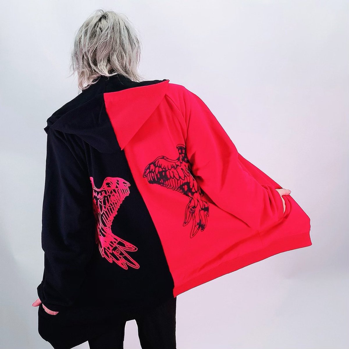 NieR_tokyo's tweet photo. 🎁��期プレゼント企画🎁

こちらの当店オリジナルZIP PARKAを4種類のうちからお好きなものを選択式で1点(ご当選時にDMでご選択頂けます)

🎊7名様にプレゼント🎊

◼応募方法
フォロー(@NieR_tokyo) &amp; RT
◼締切〆 1月7日(火曜日)24時まで

※鍵垢の方も対象内です

是非ご参加ください🙇‍♂️🙇‍♀️ https://t.co/qNZPg4AnOT