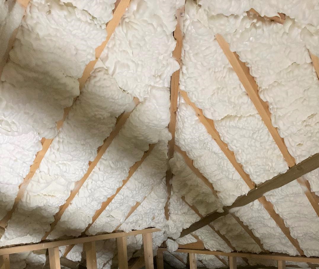 epukltd's tweet photo. Another Spray Foam Loft Insulation job done in Oxford, England. Call us Today 0800 689 1894 or visit our website https://t.co/fF7dkoTjMT to get a FREE Quote valid for 12 months
#sprayfoaminsualtion #icynene #savemoney #energysaving #evergreenpoweruk https://t.co/IbDAdt0rcj