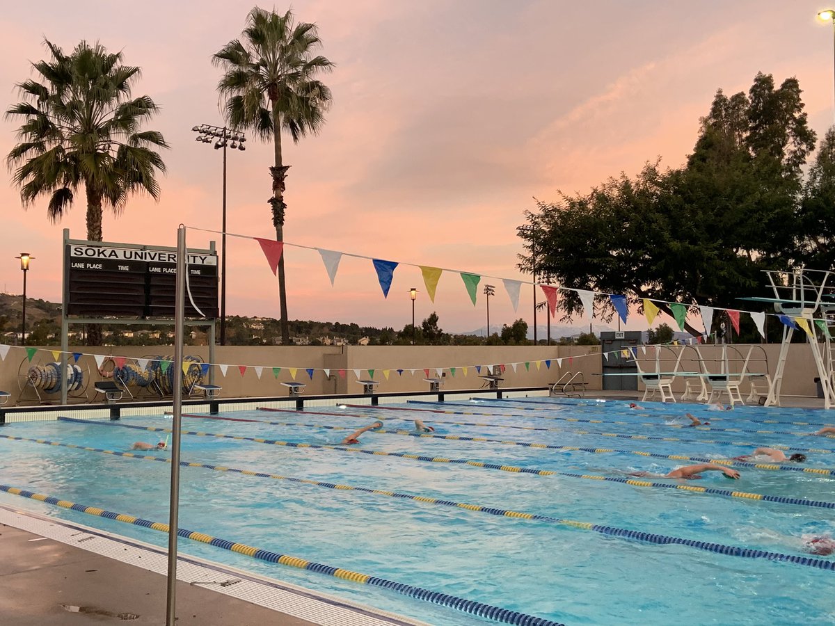 LFC_swimdive's tweet photo. Our first full day of #trainingcamp2020 is off to a beautiful start! https://t.co/OS5gPJ1Jrc