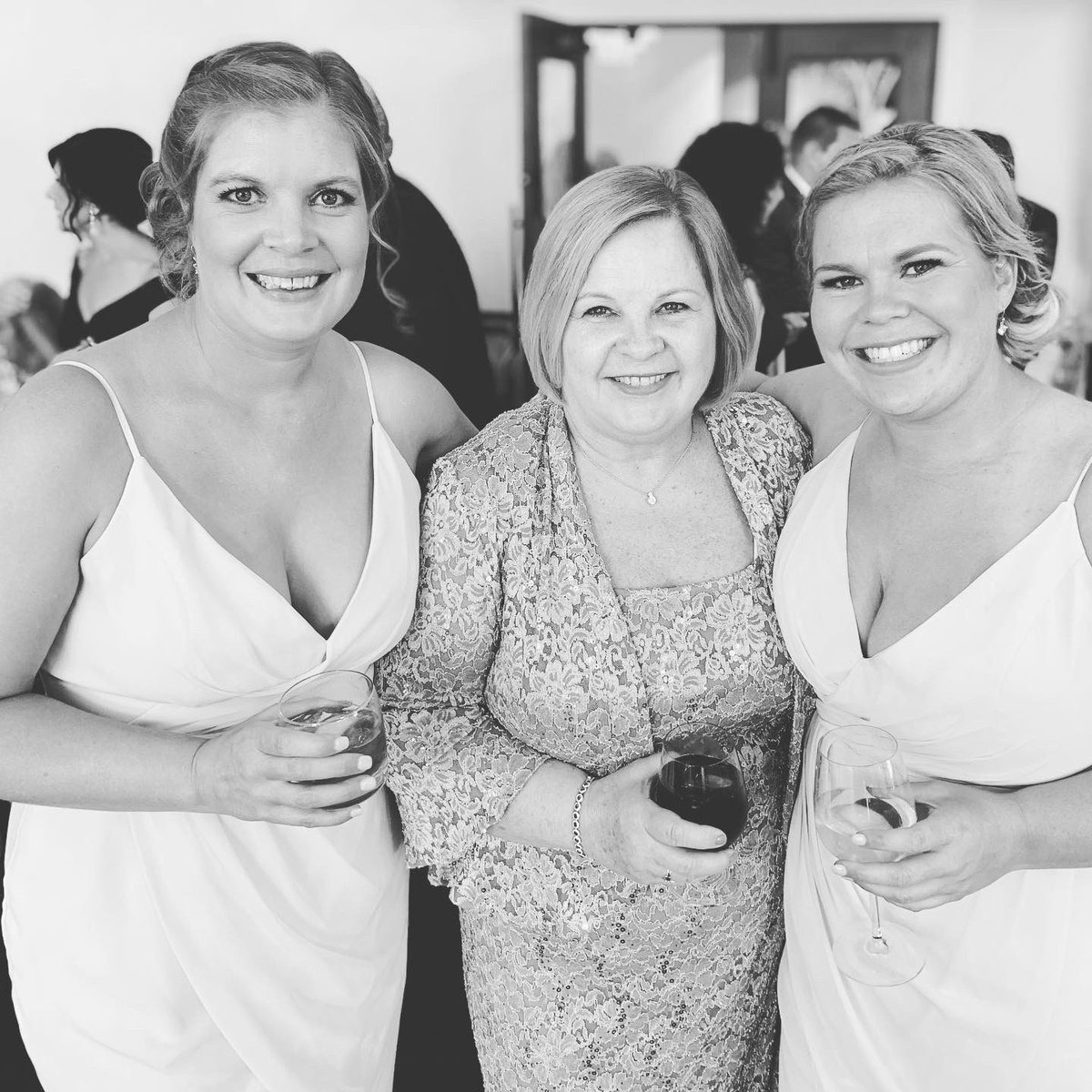 hart2kar's tweet photo. Happiest of Birthday’s to my beautiful mom @TeresaHartnett2! Grateful for all you do for our family and looking forward to what the next year brings! 💕 https://t.co/qNK8tsdUj8