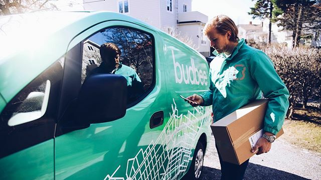 code_nl's tweet image. Sometimes, at the right moment, everything you've learned falls into place and you're able to combine everything and build an amazing app!
That's how we create the Shopify app for Budbee. This is the newest delivery service in the Netherlands and it's h… ift.tt/37vkms4