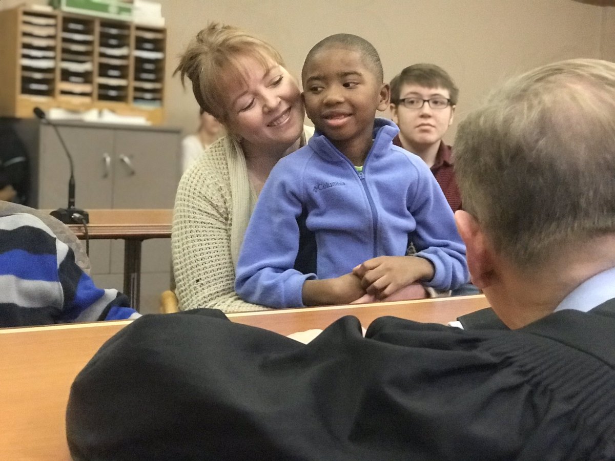 TonyAtkinsTV's tweet photo. HAPPENING NOW: Today marks a big day for Jessica Benzakein. She’s been a foster parent for years, opening her heart and home to foster kids in need.

Today, she finally gets to adopt these SIX kids she’s had for years.

Carter, 14
Sidney, 13
Buddy, 8
T.J., 4
Kendrick, 6
Will, 17 https://t.co/iEVv7MIvhE