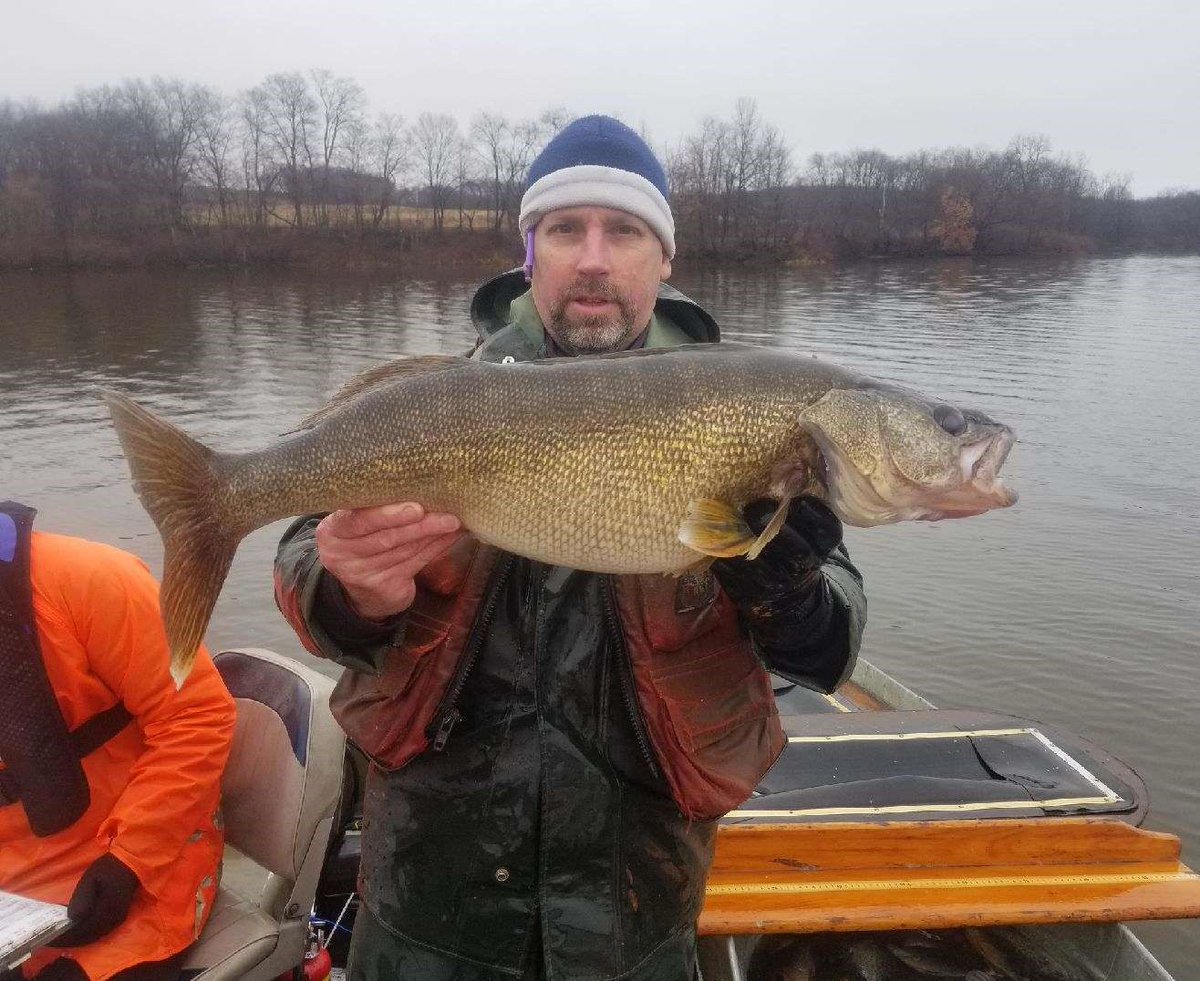 pafishandboat's tweet photo. It’s Fish Friday and here is the first #BiologistReport of 2020! Read it here: https://t.co/MTMf6jbwJX https://t.co/JgQ16ef2pd