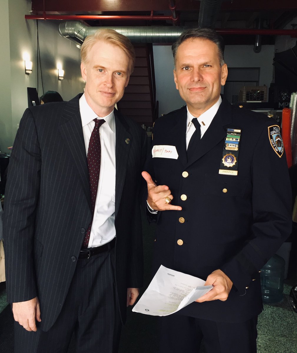 TommyBayiokos's tweet photo. Kicking off 2020 with smacking new episode @BlueBloods_CBS tonight on CBS! ...#CastEnsemble #TommyBayiokos #GormleyStandIn #FrankReagansFinest #NYPD @greekcitytimes #DrumAce #PlayGloria https://t.co/Vqi4xOS69n