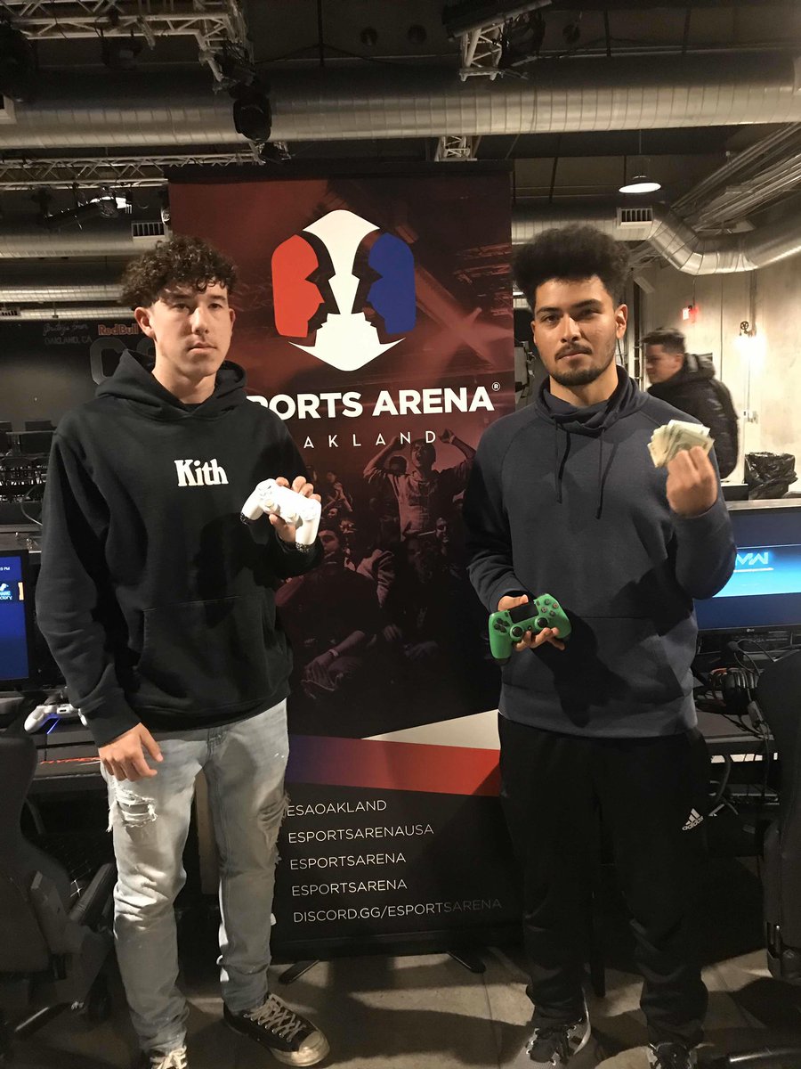 ESAOakland's tweet photo. Congrats to our Week 2 and Week 3 Winners of our Gun Fight Call of Duty tournament! https://t.co/iYle5w6bIO