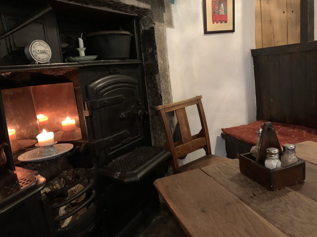 kib505's tweet image. Couple of beauties from today’s walk out at one of my favourite places... 

#fieldsofgreen #northyorkshire #tourism #cravenarms #burnsall #appletreewick