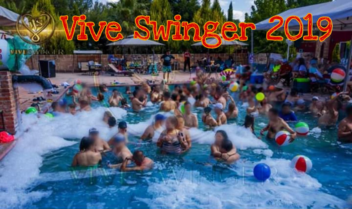 ViveSwingermx's tweet photo. 4 años consecutivos como el evento masivo Swinger más grande actualmente en México nos distingue..

¡#ViveSwinger siempre marcando tendencia! 

¿ Quieres asistir a la 4ta edición ? 

Si tú respuesta es "SI" regáleme un rtw 🔁 https://t.co/IdHLKzl7WW