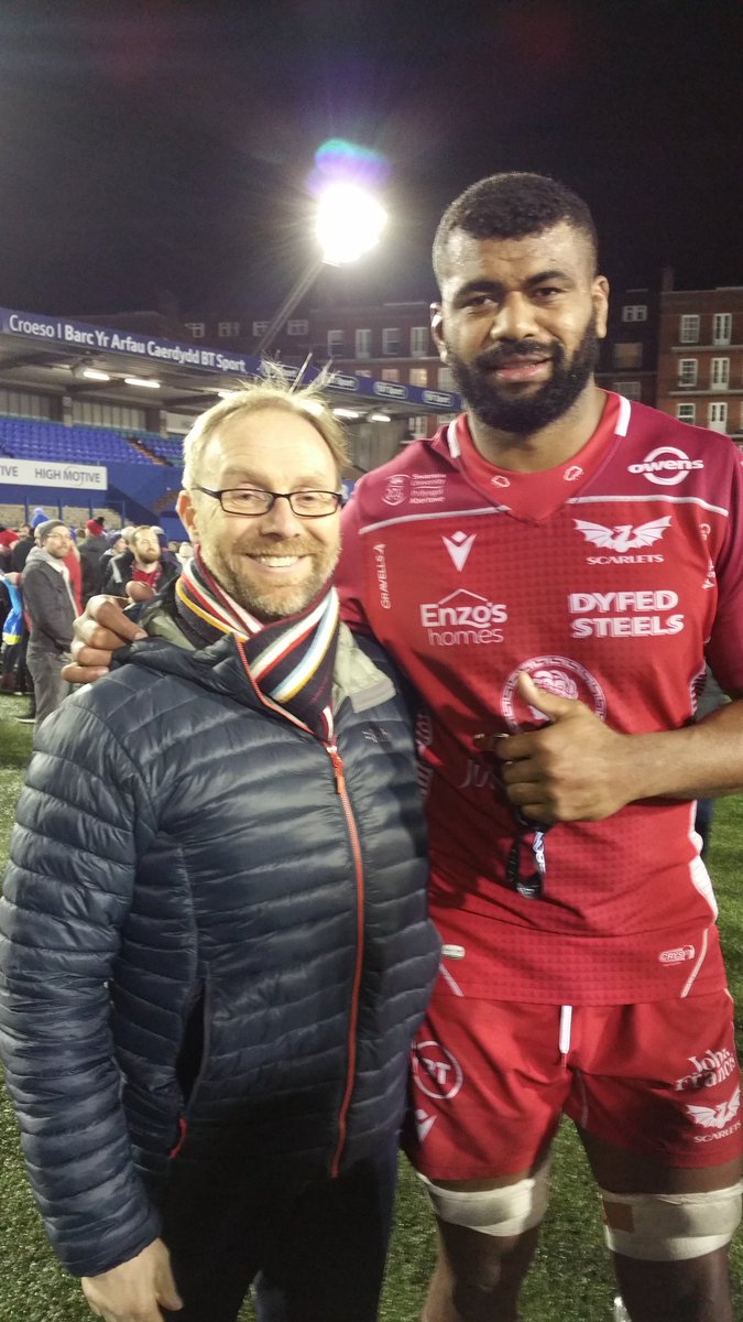 Diolch I @BTCymruWales am y tocynnau.Diolch i @scarlets_rugby am y canlyniad gwych 😉👏🏉Blwyddyn newydd dda pawb