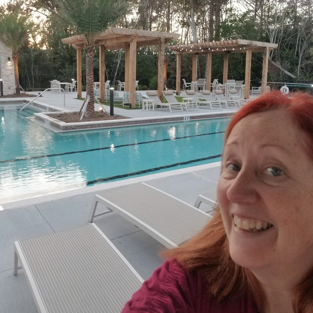 DoctorJAuthor's tweet image. Hanging out with @DiannSchindler  Yes, @mischa_eliot I'm wearing flipflops #fridaynight