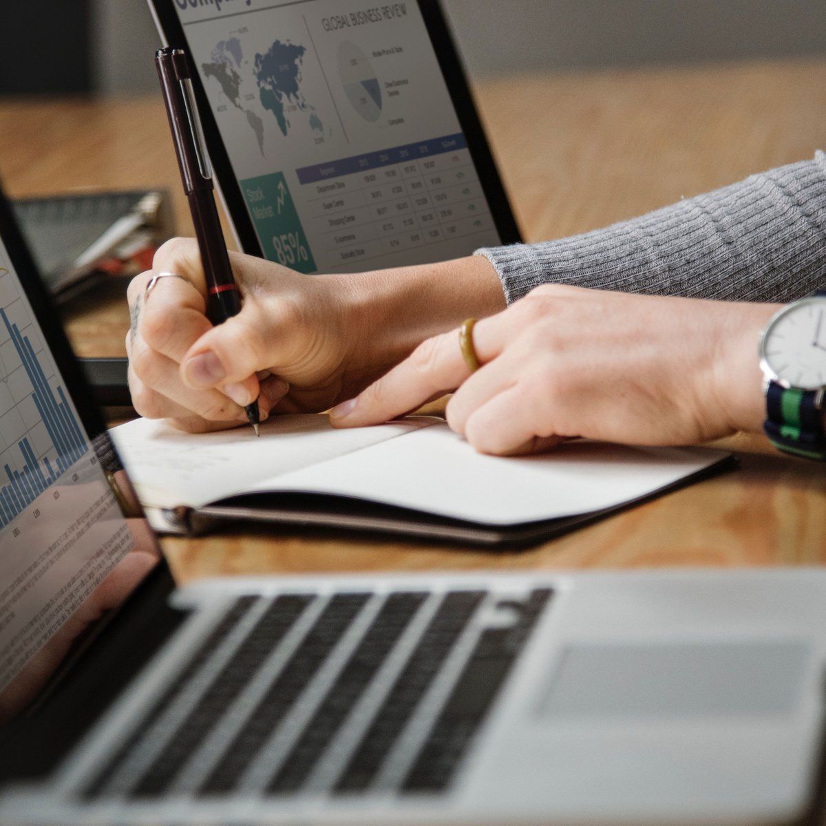 juliet_w's tweet photo. Are you a councillor who is responsible for delivering #digital or #data projects? Our ‘Masterclass’ could be for you! Designed for elected members, it includes councillor speakers who talk about their role in delivering successful projects. #localgov 
https://t.co/Umixo0SzUY https://t.co/TQaNhUn8ma