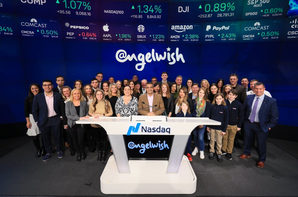 GoSitehands's tweet photo. Sitehands joined https://t.co/rXjtNcbLHN in ringing the @Nasdaq  Closing Bell yesterday! If you’d like to join us in our efforts to grant wishes for children, please visit https://t.co/Ou1sK88FSv
#closingceremonies #makeanimpact https://t.co/TPvWrDeyTx