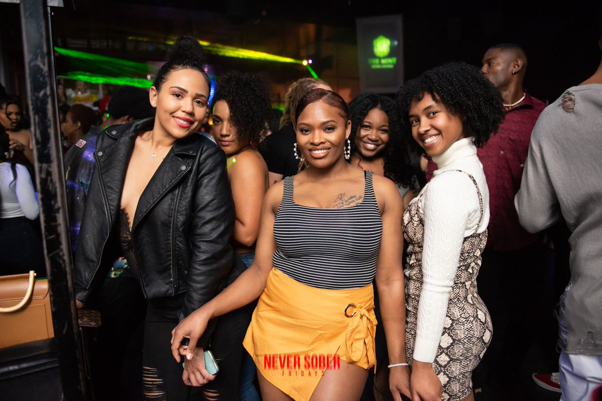 themintAZ's tweet photo. NEVER SOBER FRIDAYS - HOLIDAY SZN Fridays - 12.20.19 Night by @RealJtHolmes  hosted by @TheRealKhiry beats by @KameronBennett  
#scottsdaleclub #lounge #themintaz #mintaz #hookahbars  #Arizonanightlife #nightclub #nightlife #Scottsdale #bottleservice #Vip
 https://t.co/YUMFWCrajH https://t.co/9YZzeNeU8O