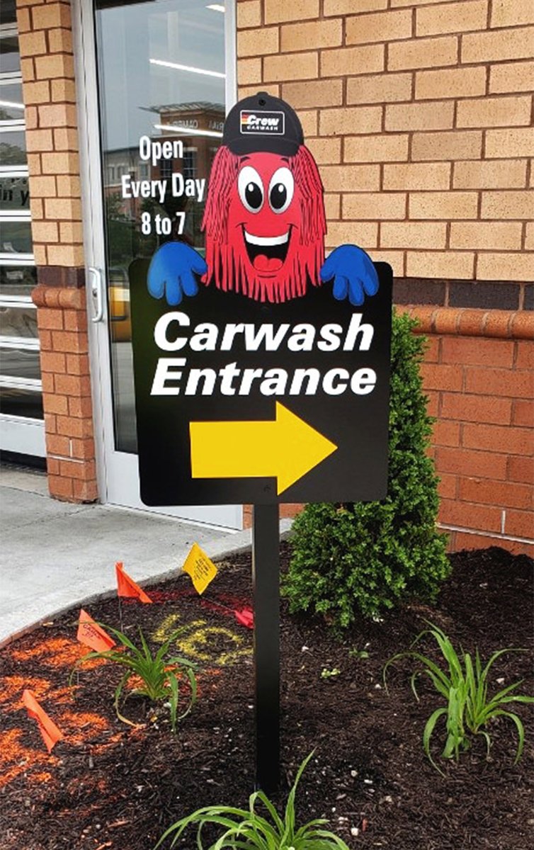 SignCraftInd's tweet image. Our friends at @Crew_Carwash will be ready for the new year with these new:
-Digital sign
-Channel Letter sign
-Wayfinding sign

Get a free quote by filling out a form here:
buff.ly/37uPCHI

#signcraft #signs #indianapolis
#signcraftind 
#carwash #crewcarwash
#branding