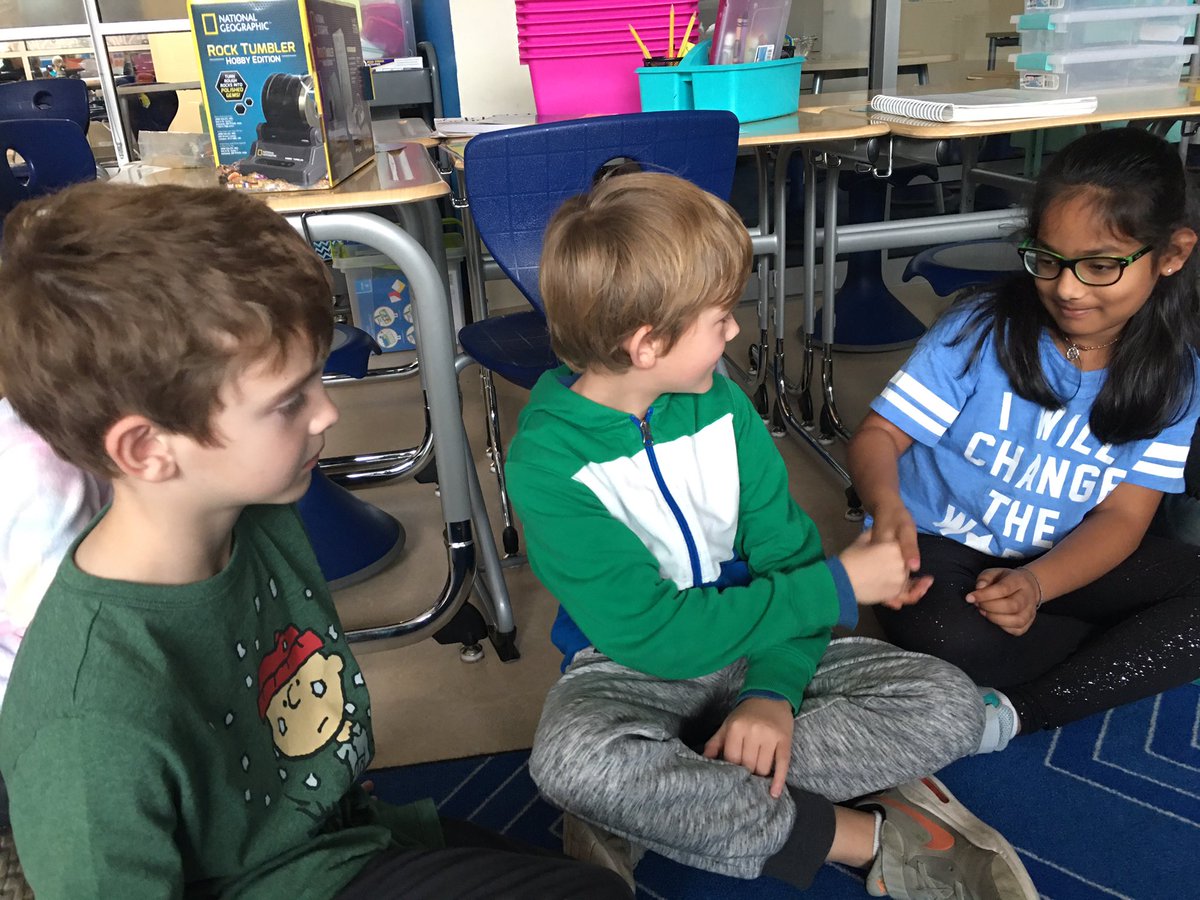 flhatzop's tweet image. Communicating with clarity during morning meeting.  Community of learners share thinking &amp;amp; ideas.  @BrickellAcademy #relationshipsmatter #WeBelieve #InYou