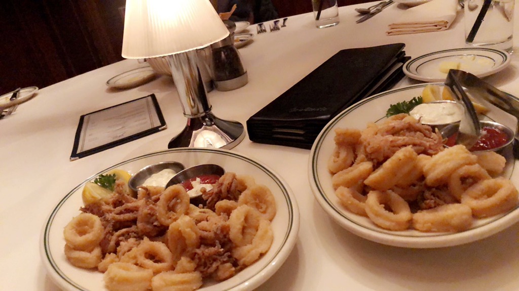 norahmulinda's tweet photo. Reflecting on my last meal of 2019. Best calamari I've ever had. #ThisIsForClass https://t.co/ryxdDAy5Jk