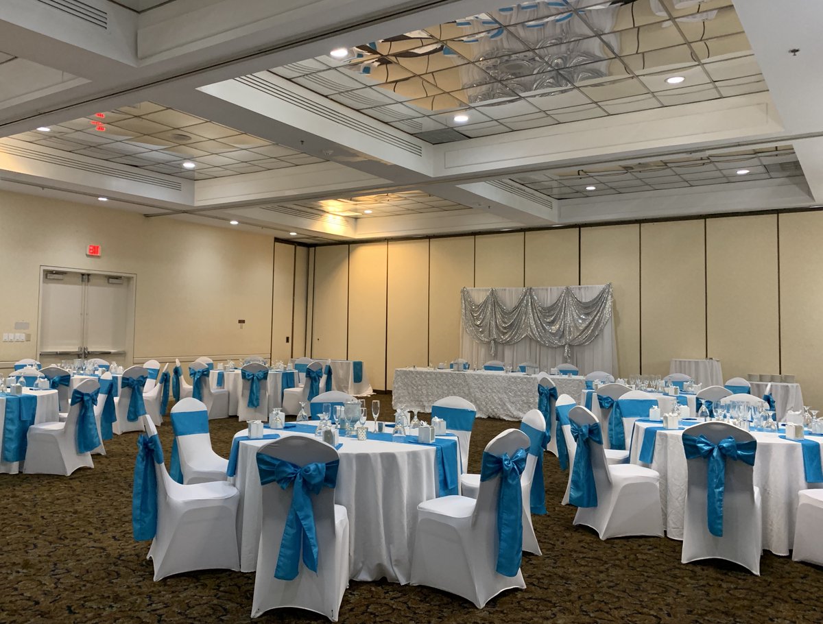 Did you know Sun N Sand Resort has a 4,000 sq foot ballroom space that can be rented for private events? If you have a group that would like to use our ballroom for a special event please reach out to our Sales Department at 843-282-6523.

#myrtlebeach #eventspace #sunnsandresort
