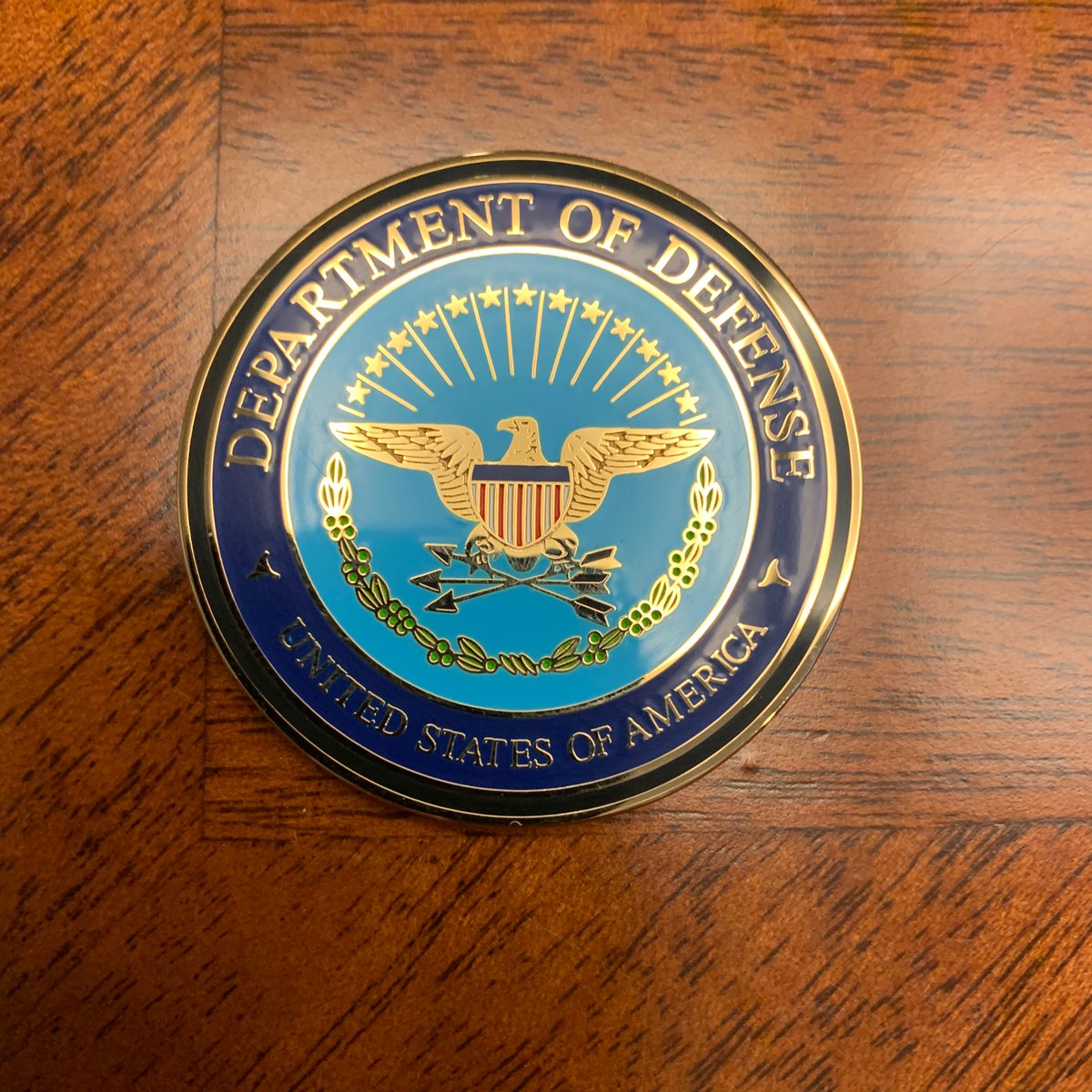 WDKYnews's tweet photo. WDKY #ChallengeCoinFriday honors our talented partner - and proud to say our tenant in Louisville - in seeking out waste fraud and abuse upon taxpayers, the Defense Criminal Investigative Service (DCIS). @DoD_IG https://t.co/eyw5sSTpWD