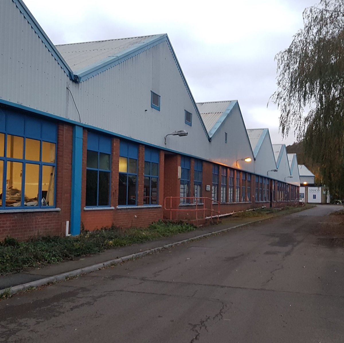 CqbNerf's tweet photo. New Airsoft and Nerf arena opening soon in Cwmcarn. Ages 8 to 80 catered for. Watch this space for news and offers. https://t.co/hxGFkPAETS