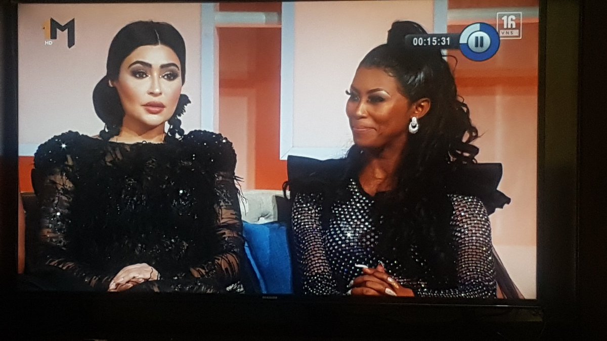 blackqueenrsa's tweet photo. Tarina is how im minding my ndaba's in 2020.
She's such a VIBE. I'm her, she is me. 
 #RHOJ https://t.co/dQIw8b3EFo