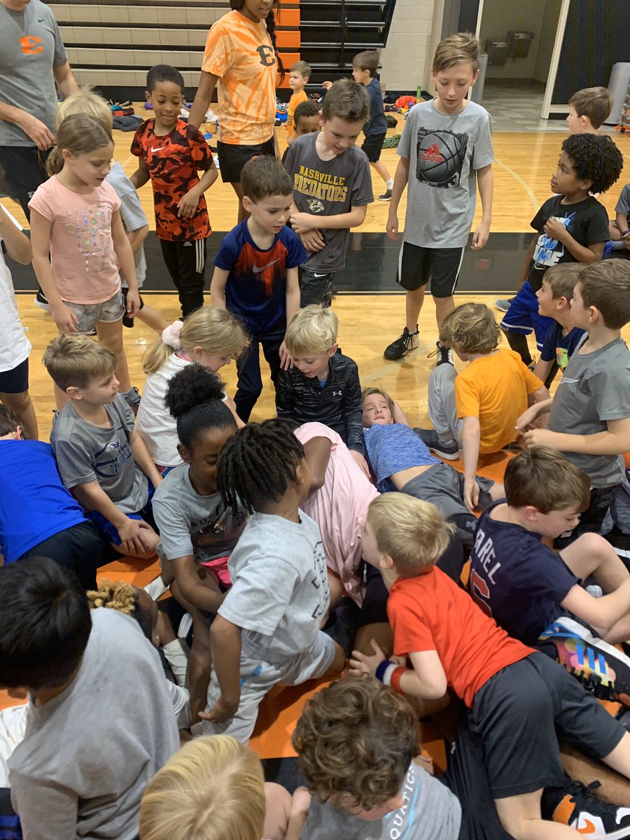 ECampsLeagues's tweet photo. Great Day at Holiday Hoops Camp! Coach Chaz at the bottom of the pile after winning the counselor Gotcha Game! https://t.co/ettqOK5IiP