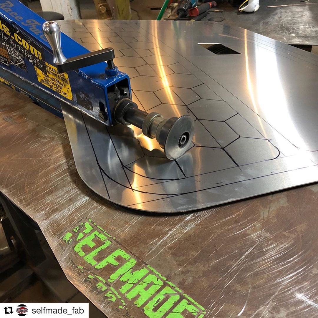 mittler_bros's tweet photo. Selfmade Skills
.
.
#Repost @selfmade_fab
#beadroll #handmade #mittlerbros #selfmadefab #smf https://t.co/KThtgfE0xQ