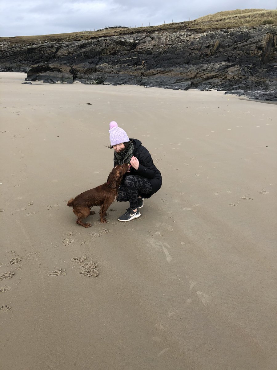 judcoates83's tweet photo. When all you want is a nice photo but all he wants is treats 🙈❤️ #imafeeder https://t.co/swpZSJF1wd