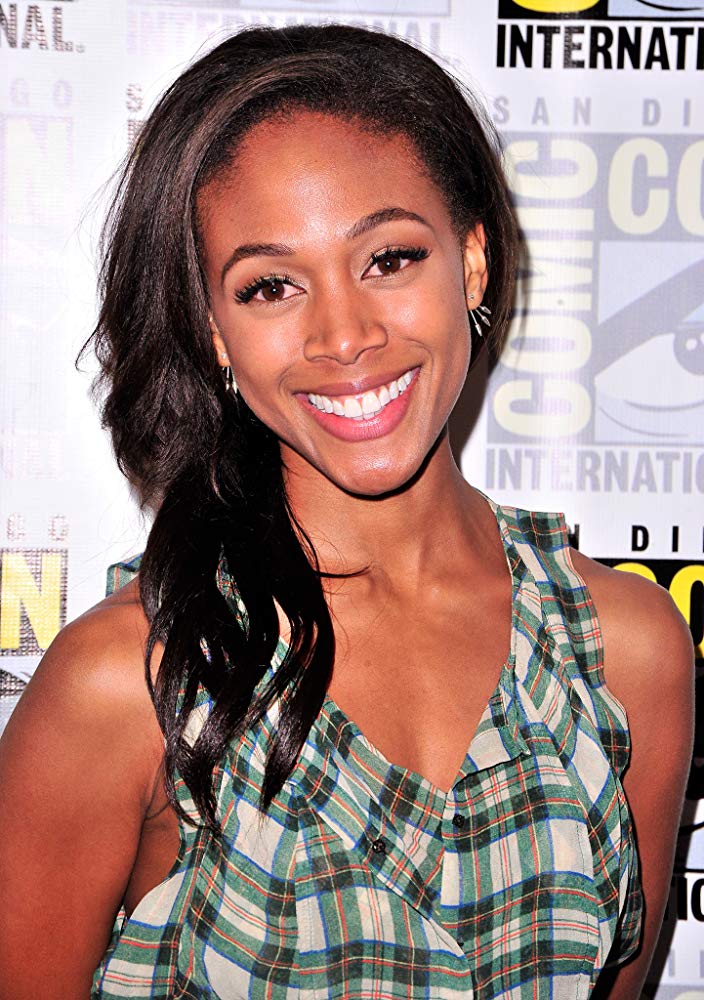 Happy Birthday to Nicole Beharie who turns 35 today! 