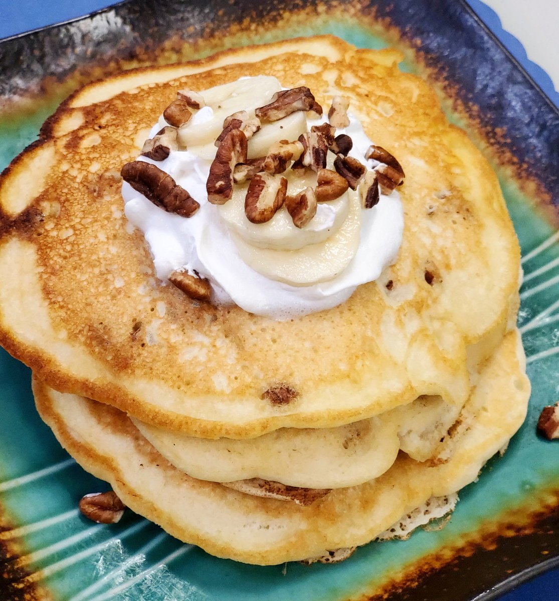 Who can say no to banana pancakes? Not me! Our special today is Banana Walnut Pancakes, with Whipped Cream on top! Come in while supplies last!
#todaysspecial #bananawalnutpancakes #pancakesforbreakfast #breakfast #conniescafe #cafe #localcafe #vistaca #vista #eatlocal