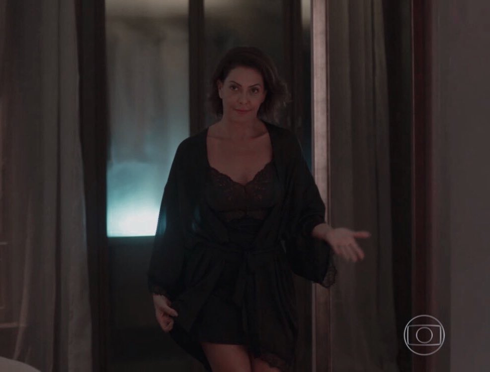 gxbdart's tweet photo. Tudo q eu queria uma cena nanario com a Nana vestida assim https://t.co/nh9vtV5uHL
