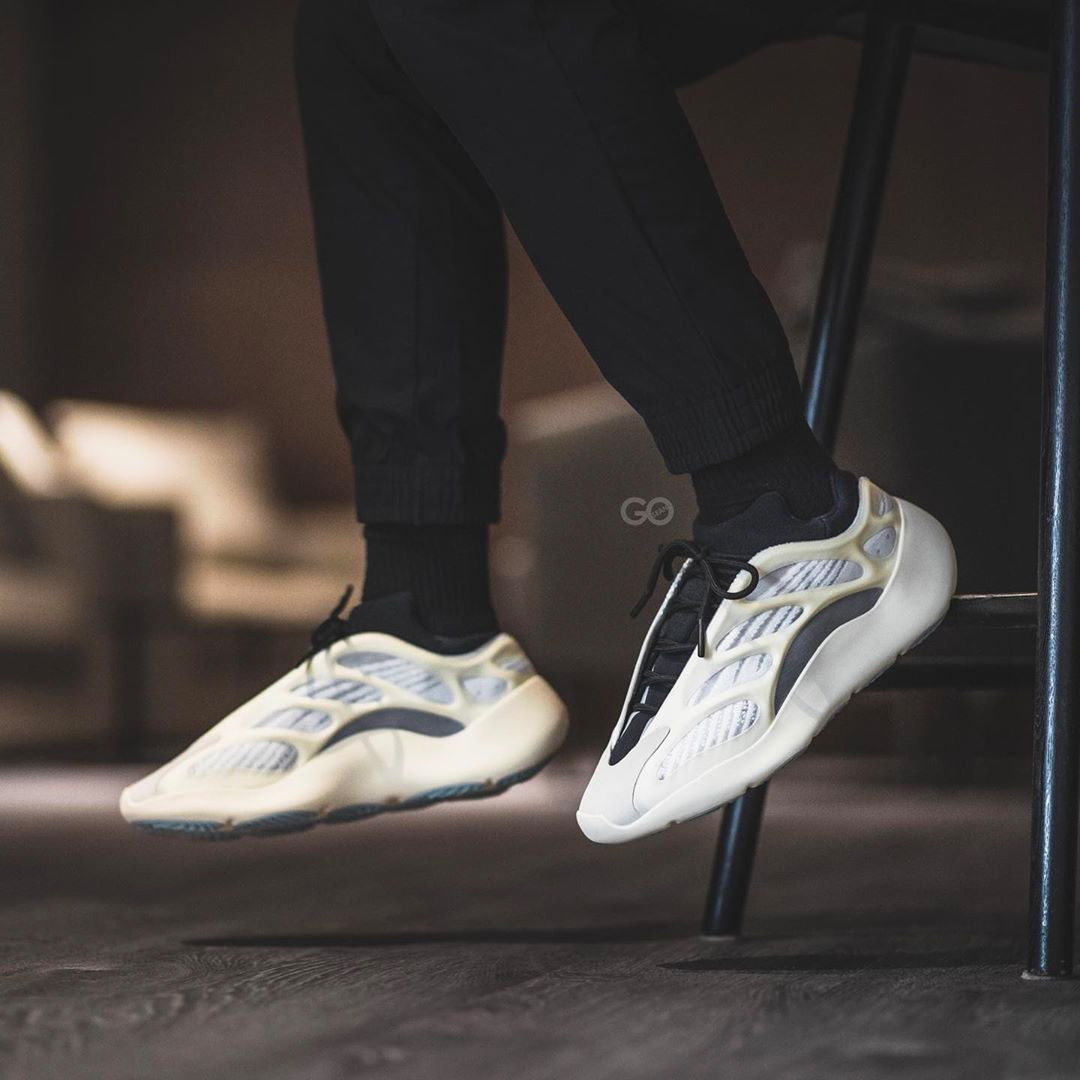 yeezy 700 instagram