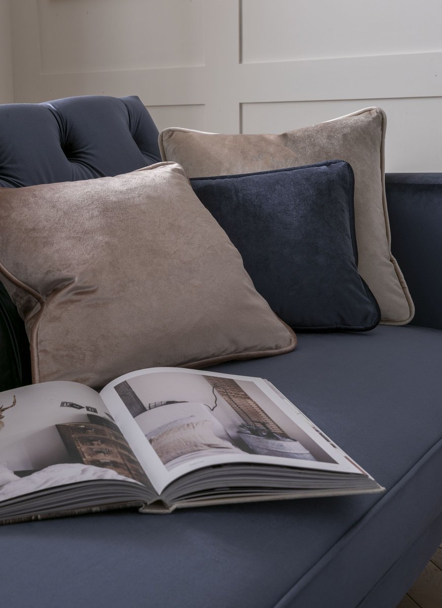 StudioGuk's tweet photo. Murano

New SS20 collection
Incredibly soft to the touch, Murano is a delightfully durable sumptuous velvet suitable for contract drapes &amp; upholstery. Available in 39 jewel-like tones, create an opulent interior scheme 
.
.
.
#newcollection
#SS20
#velvet
#interiors
#studiog https://t.co/GoMkv0s1F6