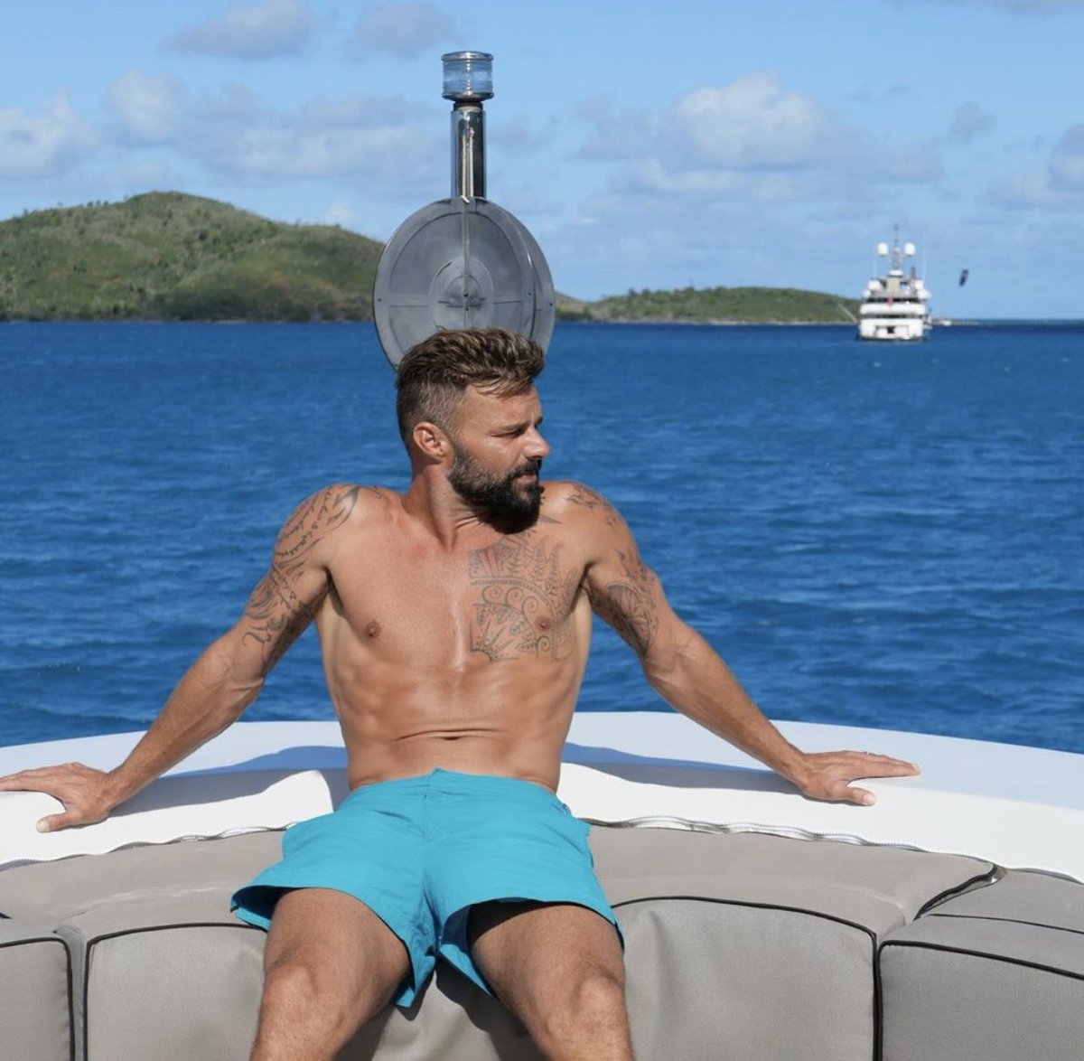 Ricky Martin tweet media
