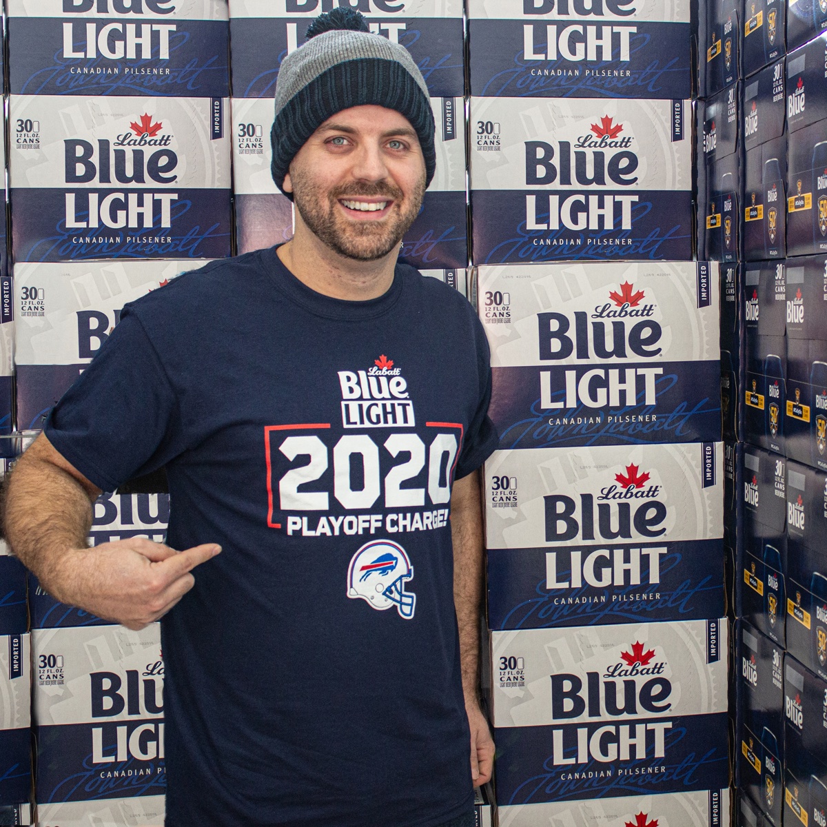 ConsumersBeer's tweet photo. HOW TO GET A 2020 PLAYOFF CHARGE SHIRT:
•(2) 30pks of Blue/Blue Light⁣⁣⁣
•(2) 28pks of Blue/Blue Light⁣⁣⁣
•(1) 28pk+(1) 30pk of Blue/Blue Light⁣⁣⁣
•(1) 64oz SHOUT growler +(1) 28pk of Blue/Blue Light⁣⁣⁣
•(1) 64oz SHOUT growler +(1) 30pk of Blue/ Blue Light⁣ https://t.co/1z3SECQq7Z