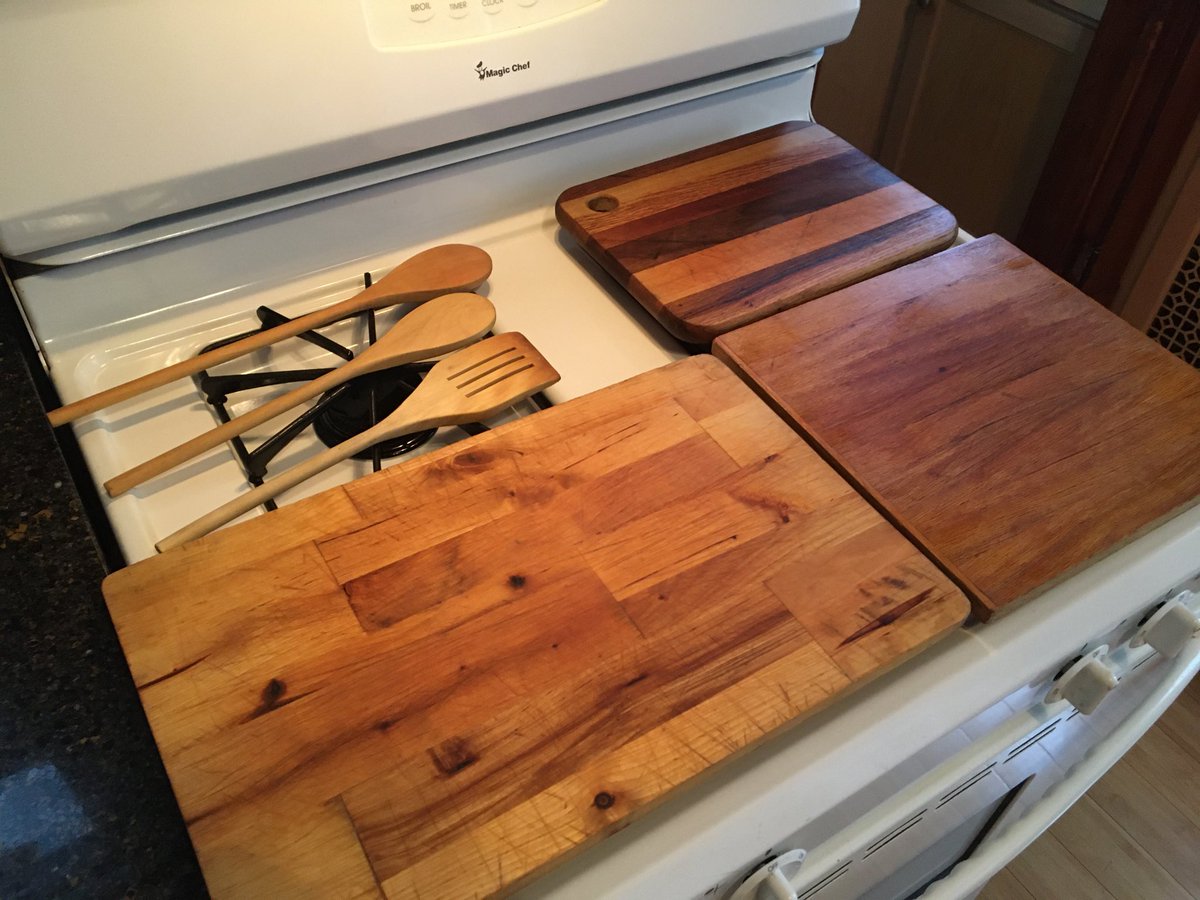 SteveinaSpeedo's tweet image. A “New Years” tradition in our house: re-oiling wooden spoons and cutting boards. #WePartyHard