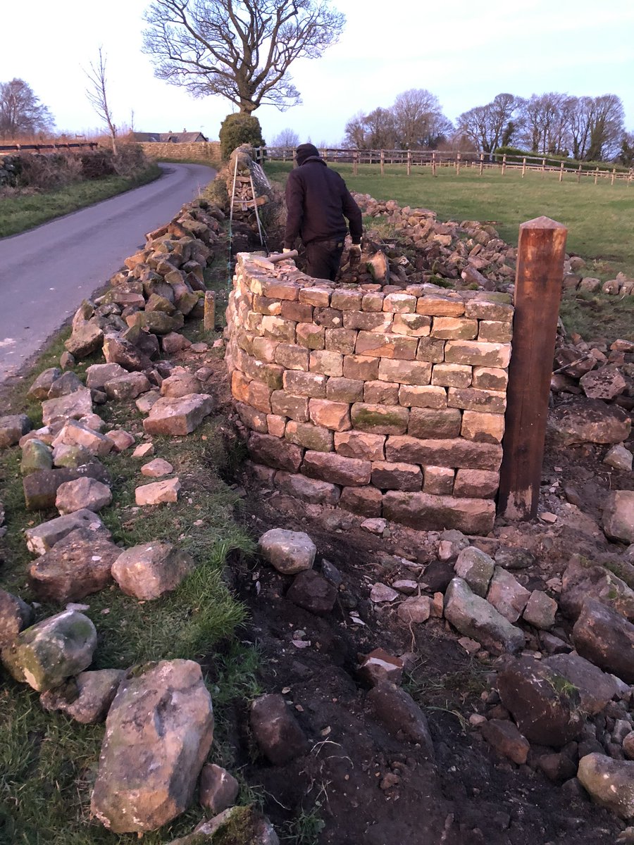 TH_Stoneworks's tweet photo. Back at it #drystonewalling https://t.co/4MdZQ55Kax