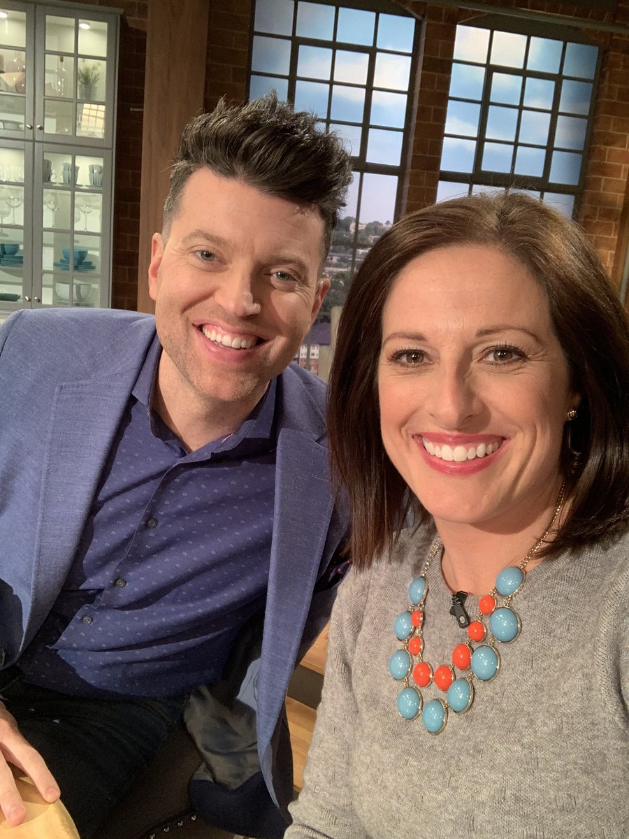 Co hosting <a href="/twincities_live/">Twin Cities Live</a> with @KSTPsteve today and I have no idea what I’m doing. Good times