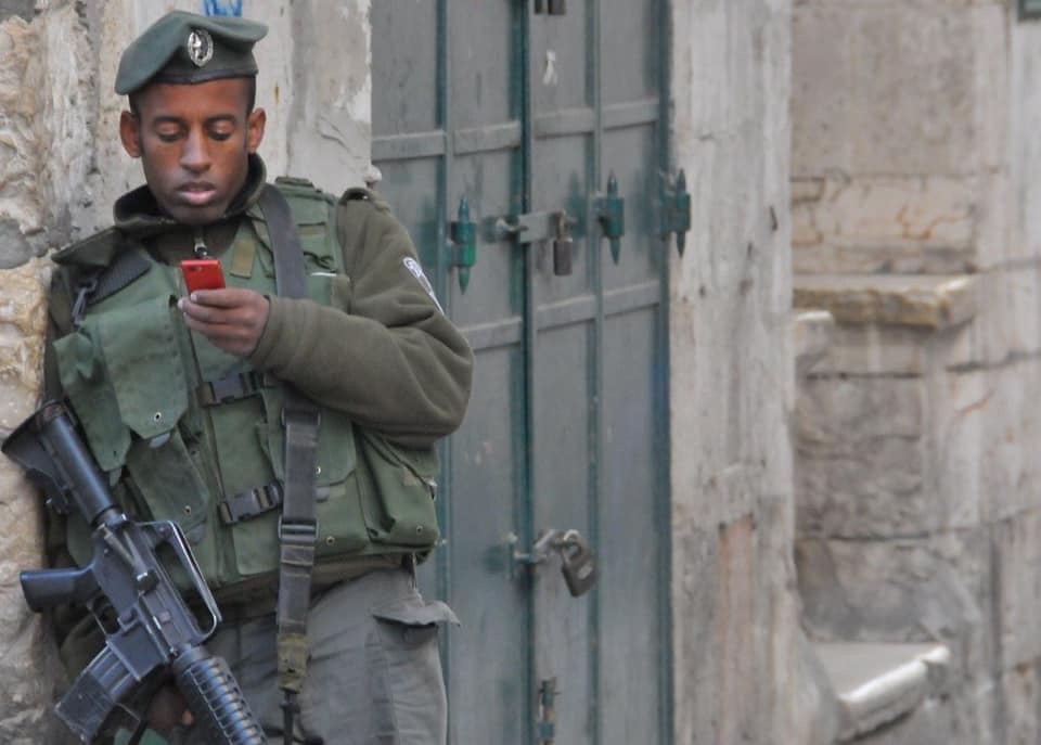 leylahtheslug's tweet image. me sharing memes on fb during #WWIII