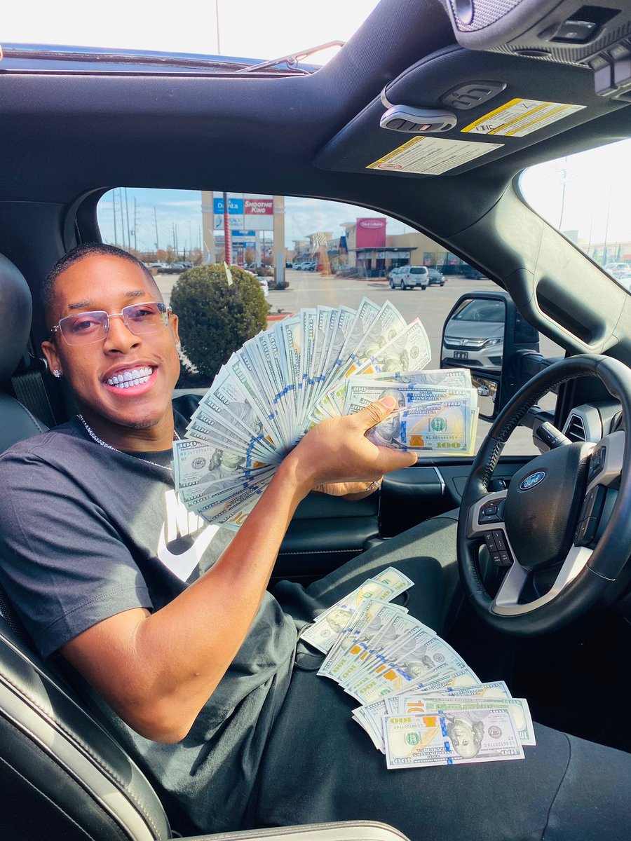 I’m doing a REAL $10,000 dollar give away 🏆💰 Sending out the first $1,000 dollars today 🙏🏽 Blessing people is a hobby to me #share Show love and support us. 10 Lucky Loyal supporters will get blessed !