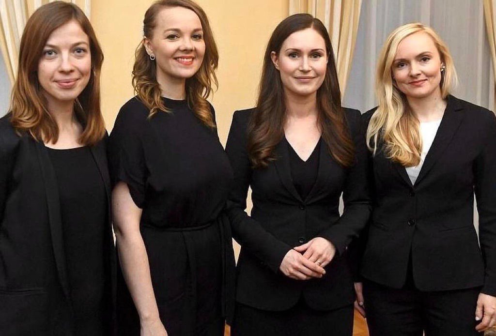 istok's tweet image. Ovo je nova vlada Finske. Sa leva na desno: Ministarka prosvete, ministarka finansija, Premijerka i ministarka unutrašnjih poslova. Najstarija ima samo 34 godine.