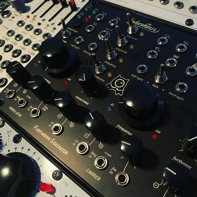 Rap_On_Me's tweet photo. New @endorphin.es Furthrrrr Generator 🤤🤤 #modular #eurorack #synth #synthesizer #analogsynth #modularsynth #muffwiggler #modbap https://t.co/azmnEwdqcy