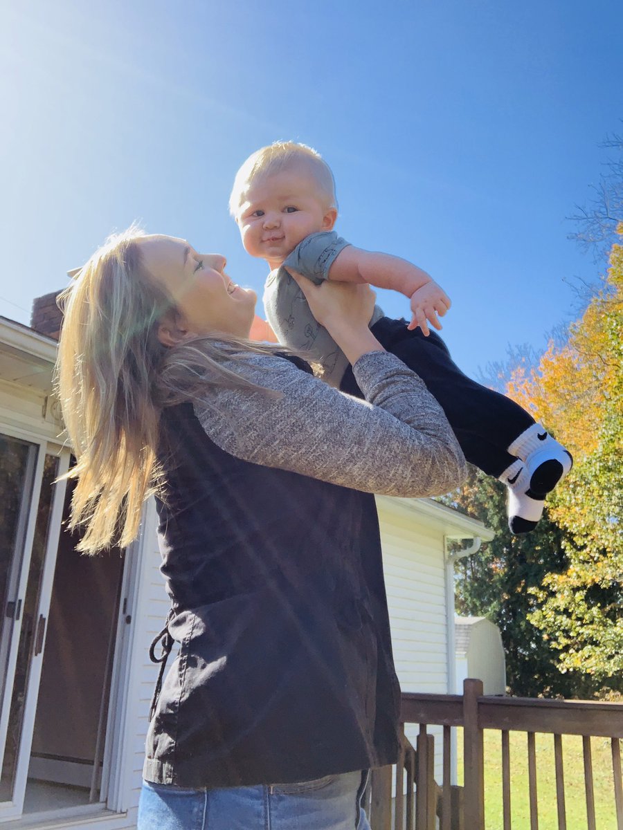 amber92699's tweet photo. I can not wait to start this new chapter in our lives. You will always be the only little guy I need 💕💕 https://t.co/c6JFeObxcw